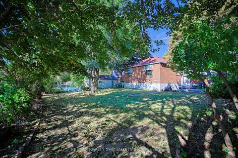 Photo 30 at 127 Flora Drive, Dorset Park, Toronto