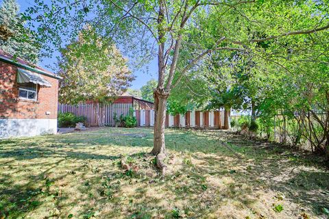 Photo 35 at 127 Flora Drive, Dorset Park, Toronto