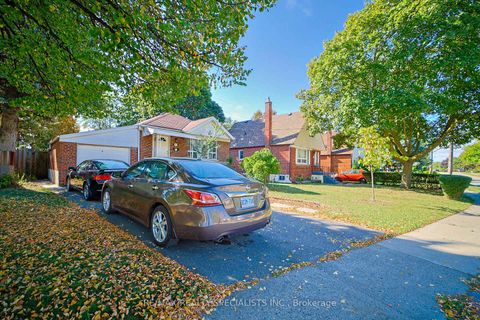 Photo 36 at 127 Flora Drive, Dorset Park, Toronto