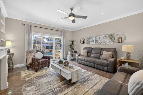 Photo 9 at 21 Corvinelli Drive, Brooklin, Whitby