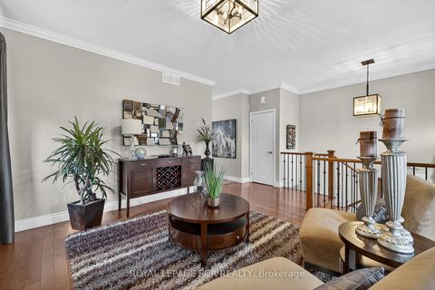 Photo 10 at 21 Corvinelli Drive, Brooklin, Whitby