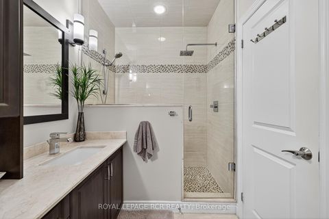 Photo 17 at 21 Corvinelli Drive, Brooklin, Whitby