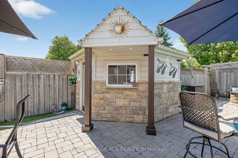 Photo 37 at 21 Corvinelli Drive, Brooklin, Whitby