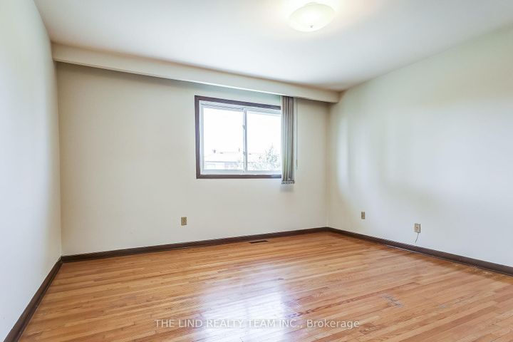 Photo 23 at 260 Apache Trail, Pleasant View, Toronto