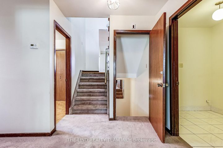 Photo 28 at 260 Apache Trail, Pleasant View, Toronto
