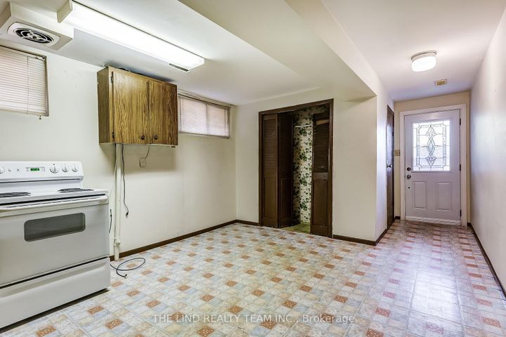 Photo 39 at 260 Apache Trail, Pleasant View, Toronto