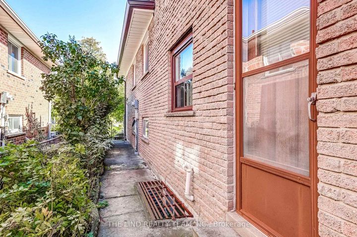 Photo 49 at 260 Apache Trail, Pleasant View, Toronto