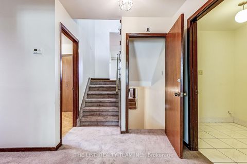 Photo 28 at 260 Apache Trail, Pleasant View, Toronto