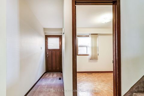 Photo 29 at 260 Apache Trail, Pleasant View, Toronto