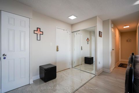 Photo 8 at 605 - 100 Wingarden Court, Malvern, Toronto