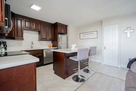 Photo 11 at 605 - 100 Wingarden Court, Malvern, Toronto