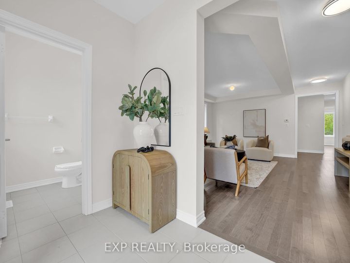 Photo 4 at 795 Apple Terrace, CB Cobban, Milton