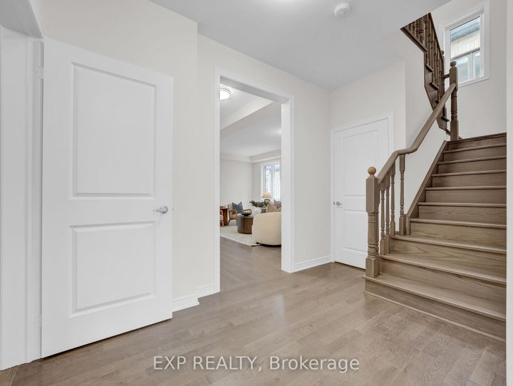 Photo 9 at 795 Apple Terrace, CB Cobban, Milton