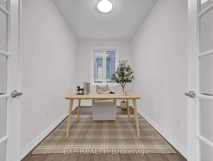 Photo 10 at 795 Apple Terrace, CB Cobban, Milton