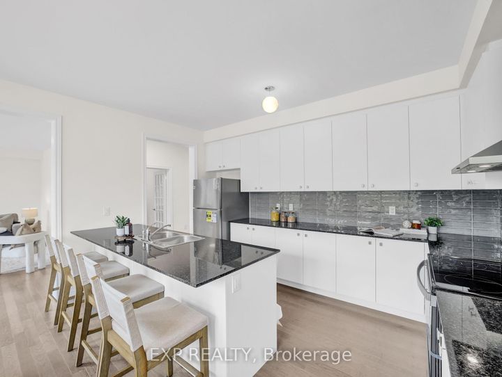 Photo 18 at 795 Apple Terrace, CB Cobban, Milton
