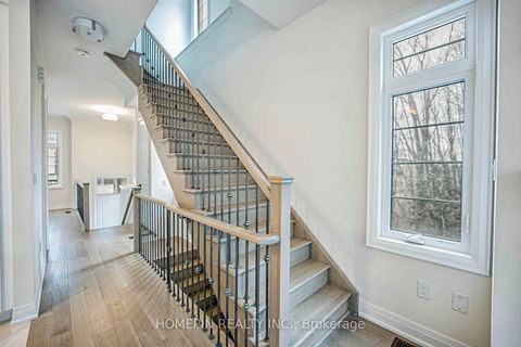 Photo 13 at 8 Gardeners Lane, Angus Glen, Markham