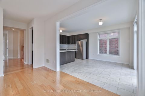 Photo 8 at 1417 Farrow Crescent, Rural Innisfil, Innisfil