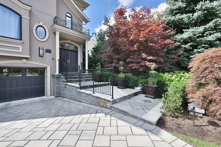 Photo 1 at 2218 Hampstead Road, RO River Oaks, Oakville