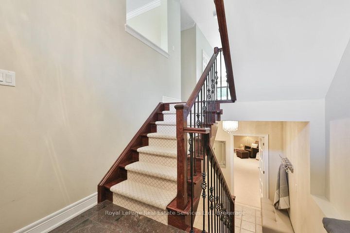 Photo 6 at 2218 Hampstead Road, RO River Oaks, Oakville