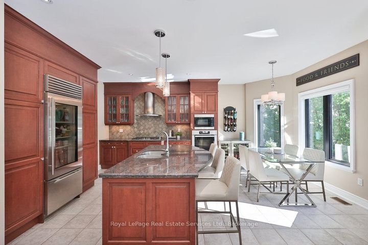 Photo 11 at 2218 Hampstead Road, RO River Oaks, Oakville