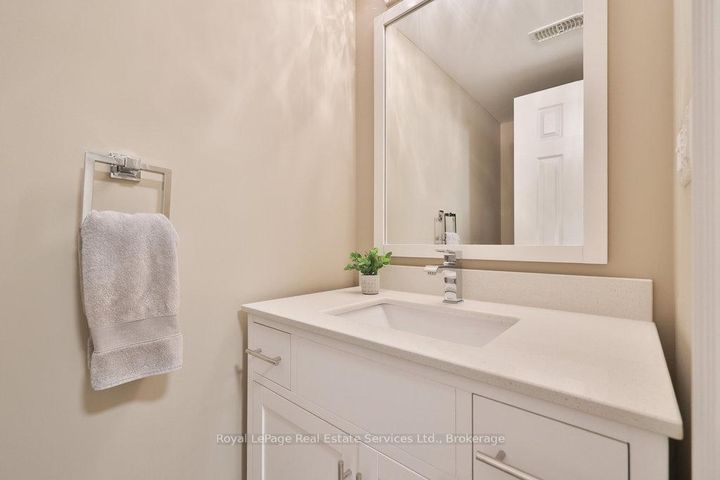 Photo 41 at 2218 Hampstead Road, RO River Oaks, Oakville