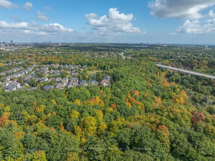 Photo 49 at 2218 Hampstead Road, RO River Oaks, Oakville
