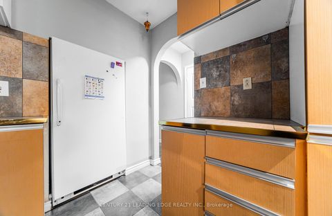 Photo 12 at 77 Snowball Crescent, Malvern, Toronto