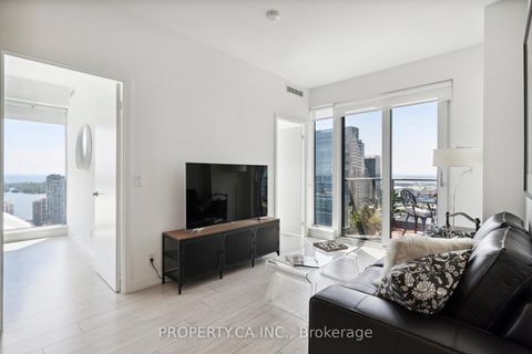 Photo 1 at 4102 - 55 Mercer Street, Waterfront Communities C1, Toronto