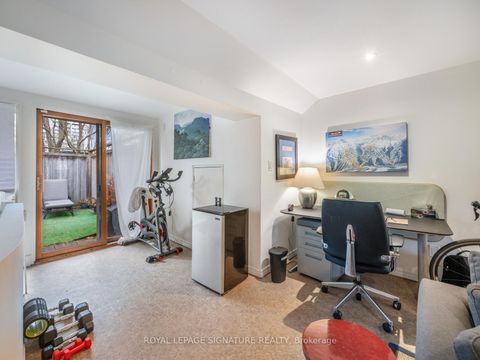 Photo 26 at 14 Tranby Avenue, Annex, Toronto