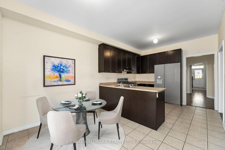 Photo 8 at 18 Morrow Bay Drive, Bram East, Brampton