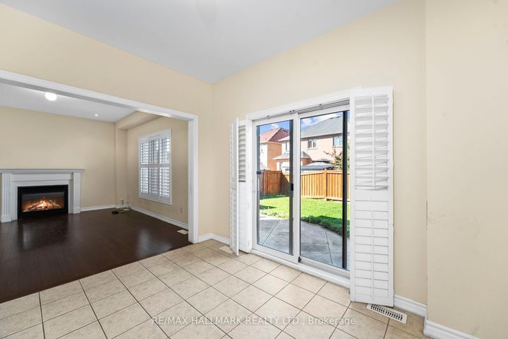 Photo 9 at 18 Morrow Bay Drive, Bram East, Brampton