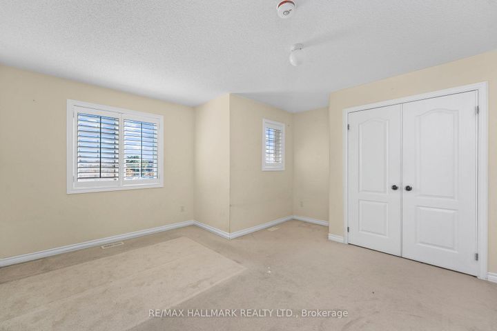 Photo 14 at 18 Morrow Bay Drive, Bram East, Brampton