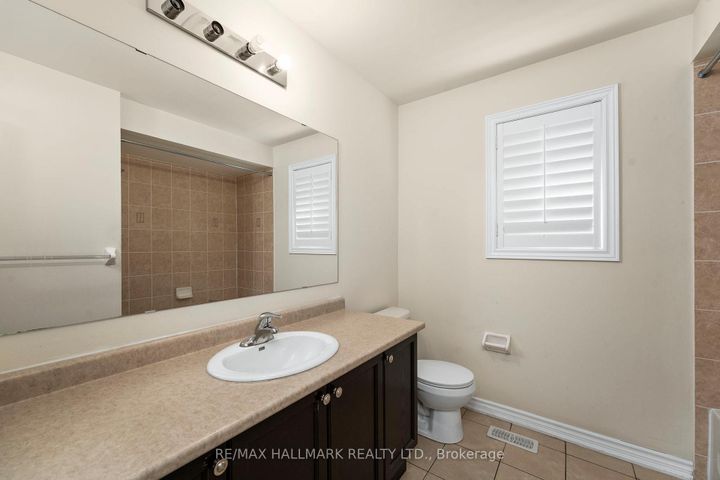Photo 17 at 18 Morrow Bay Drive, Bram East, Brampton