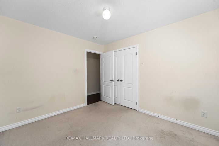 Photo 19 at 18 Morrow Bay Drive, Bram East, Brampton