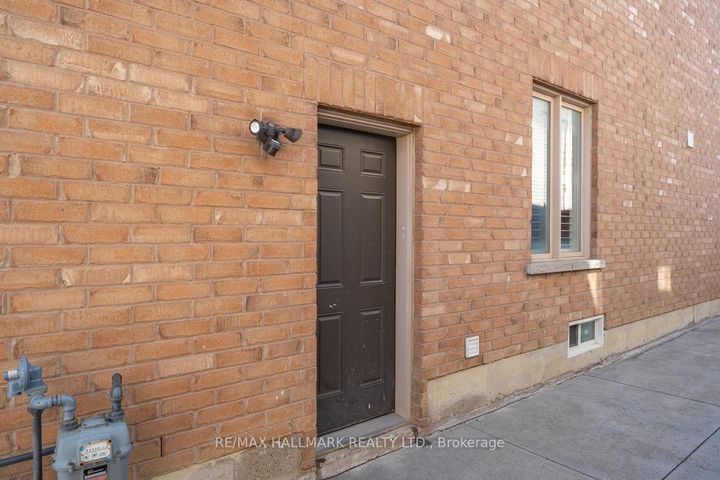 Photo 44 at 18 Morrow Bay Drive, Bram East, Brampton