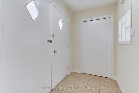 Photo 7 at 108 Mintwood Drive, Steeles, Toronto