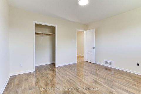 Photo 18 at 108 Mintwood Drive, Steeles, Toronto