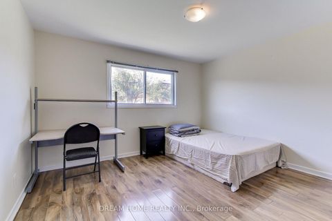 Photo 26 at 108 Mintwood Drive, Steeles, Toronto