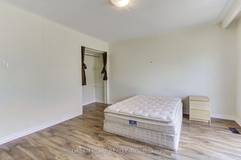 Photo 29 at 108 Mintwood Drive, Steeles, Toronto