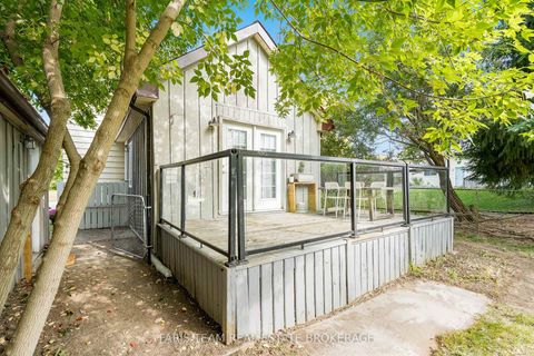 Photo 18 at 3 John Drive, Cookstown, Innisfil