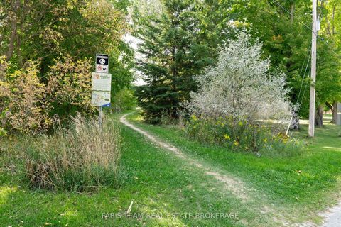 Photo 40 at 3 John Drive, Cookstown, Innisfil