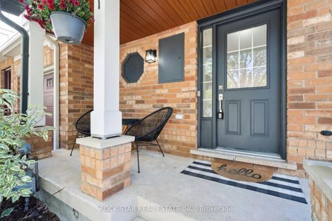 Photo 1 at 2438 Baintree Crescent, WM Westmount, Oakville