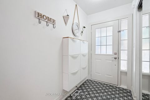 Photo 2 at 2438 Baintree Crescent, WM Westmount, Oakville