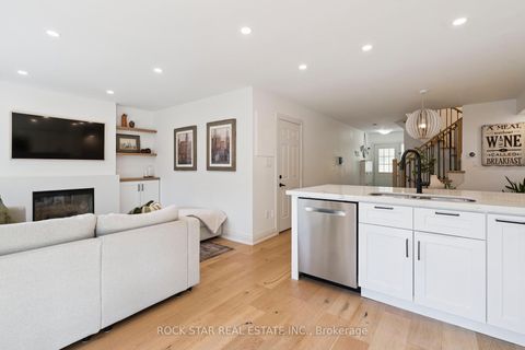 Photo 7 at 2438 Baintree Crescent, WM Westmount, Oakville