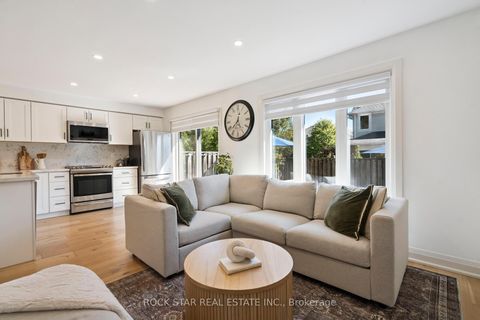 Photo 10 at 2438 Baintree Crescent, WM Westmount, Oakville