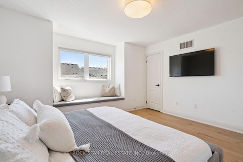 Photo 16 at 2438 Baintree Crescent, WM Westmount, Oakville