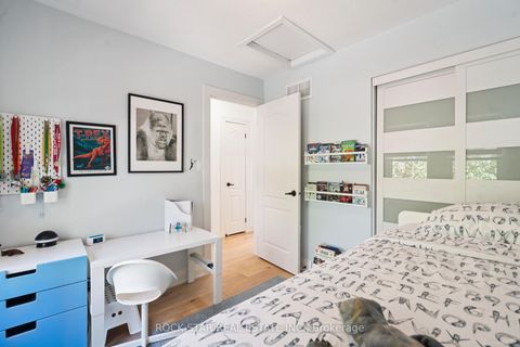 Photo 18 at 2438 Baintree Crescent, WM Westmount, Oakville