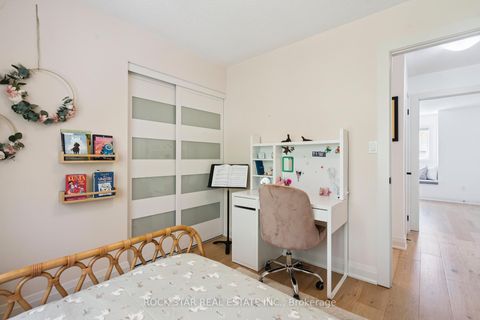 Photo 21 at 2438 Baintree Crescent, WM Westmount, Oakville