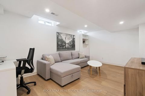 Photo 23 at 2438 Baintree Crescent, WM Westmount, Oakville