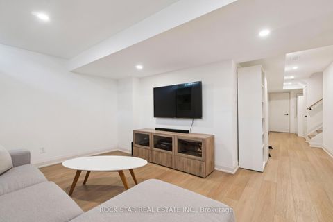 Photo 24 at 2438 Baintree Crescent, WM Westmount, Oakville